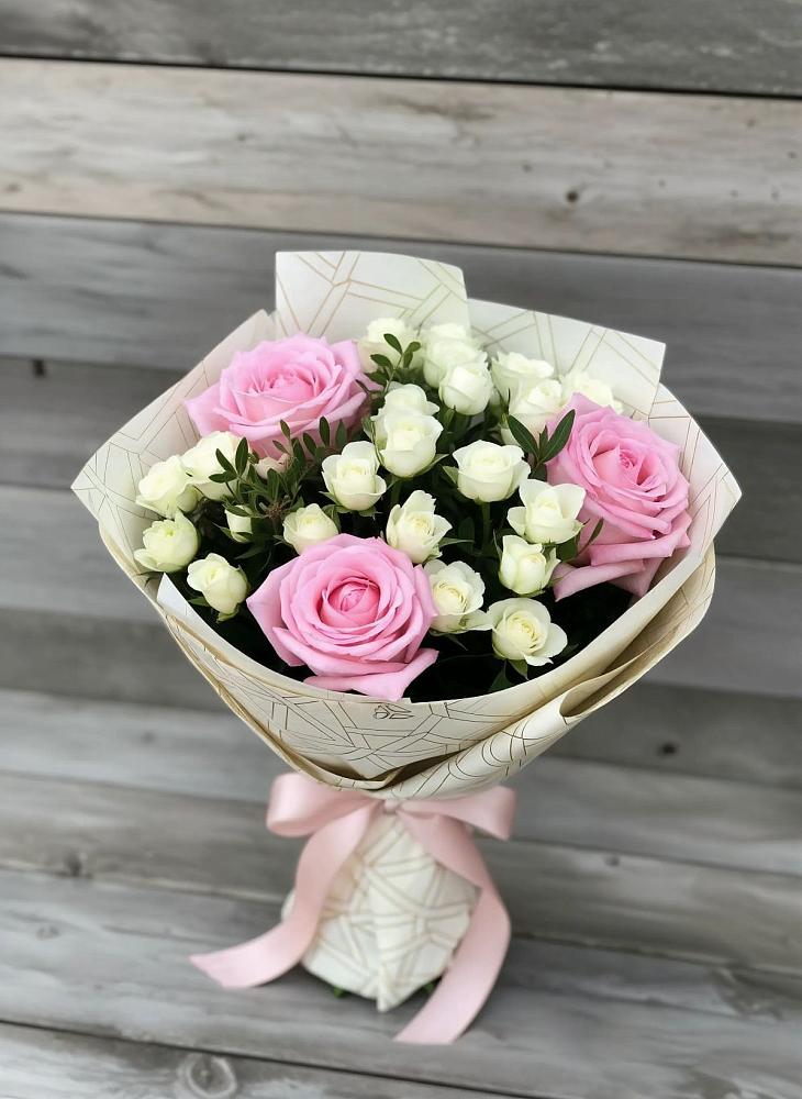 Букет цветов из: Розы в Кижинге