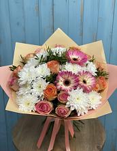 Букет цветов из:  Розы, Герберы и Хризантемы #REPLACE_PRED# Кижинге