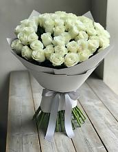 Букет 35 Белых роз в Кижинге