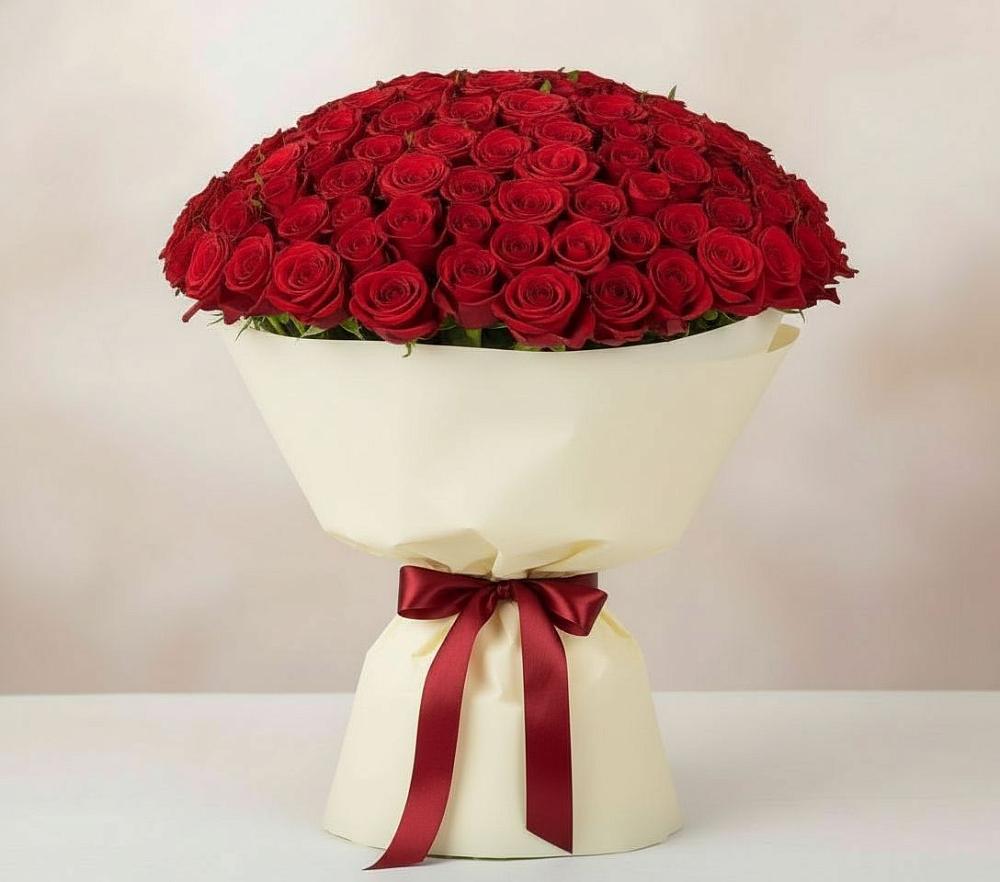 Букет 101 Красная роза Милано в Кижинге