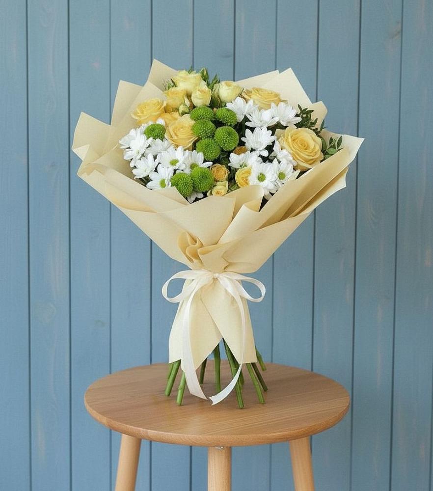 Букет цветов из: Хризантемы и Розы в Кижинге