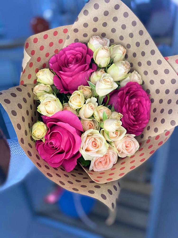 Букет цветов из: Розы в Кижинге