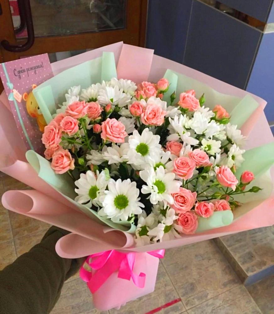 Букет цветов из: Розы и Хризантемы в Кижинге