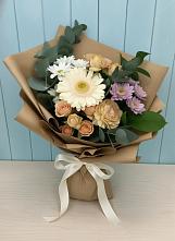Букет цветов из:  Герберы и Хризантемы в Кижинге