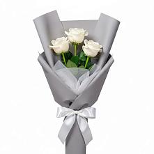 Букет 3 белые розы #REPLACE_PRED# Кижинге