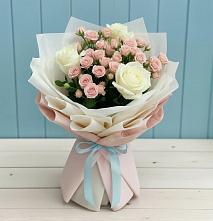 Букет цветов из:  Розы #REPLACE_PRED# Кижинге