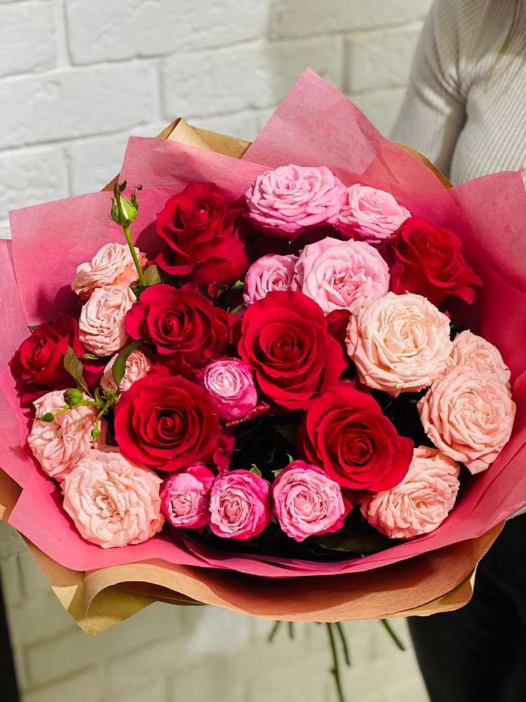 Букет цветов из: Розы в Кижинге