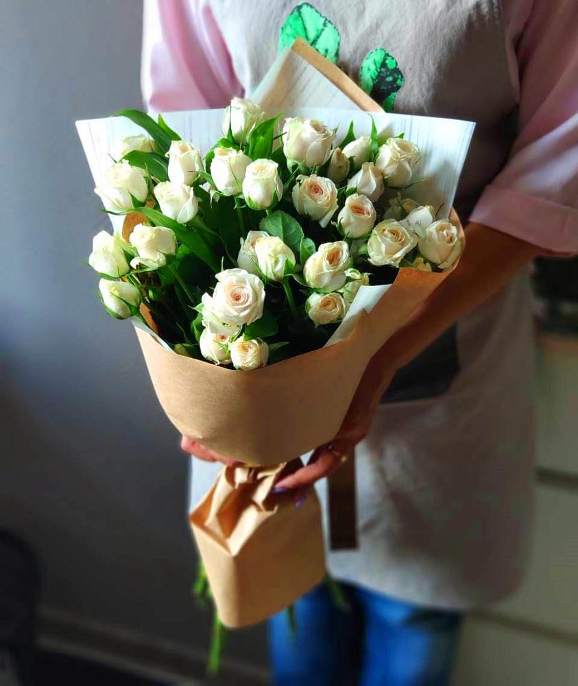 Букет цветов из: Розы в Кижинге