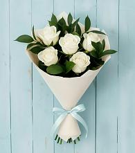 Букет цветов из:  Розы #REPLACE_PRED# Кижинге