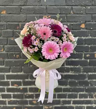 Букет цветов из:  Герберы и Хризантемы #REPLACE_PRED# Кижинге